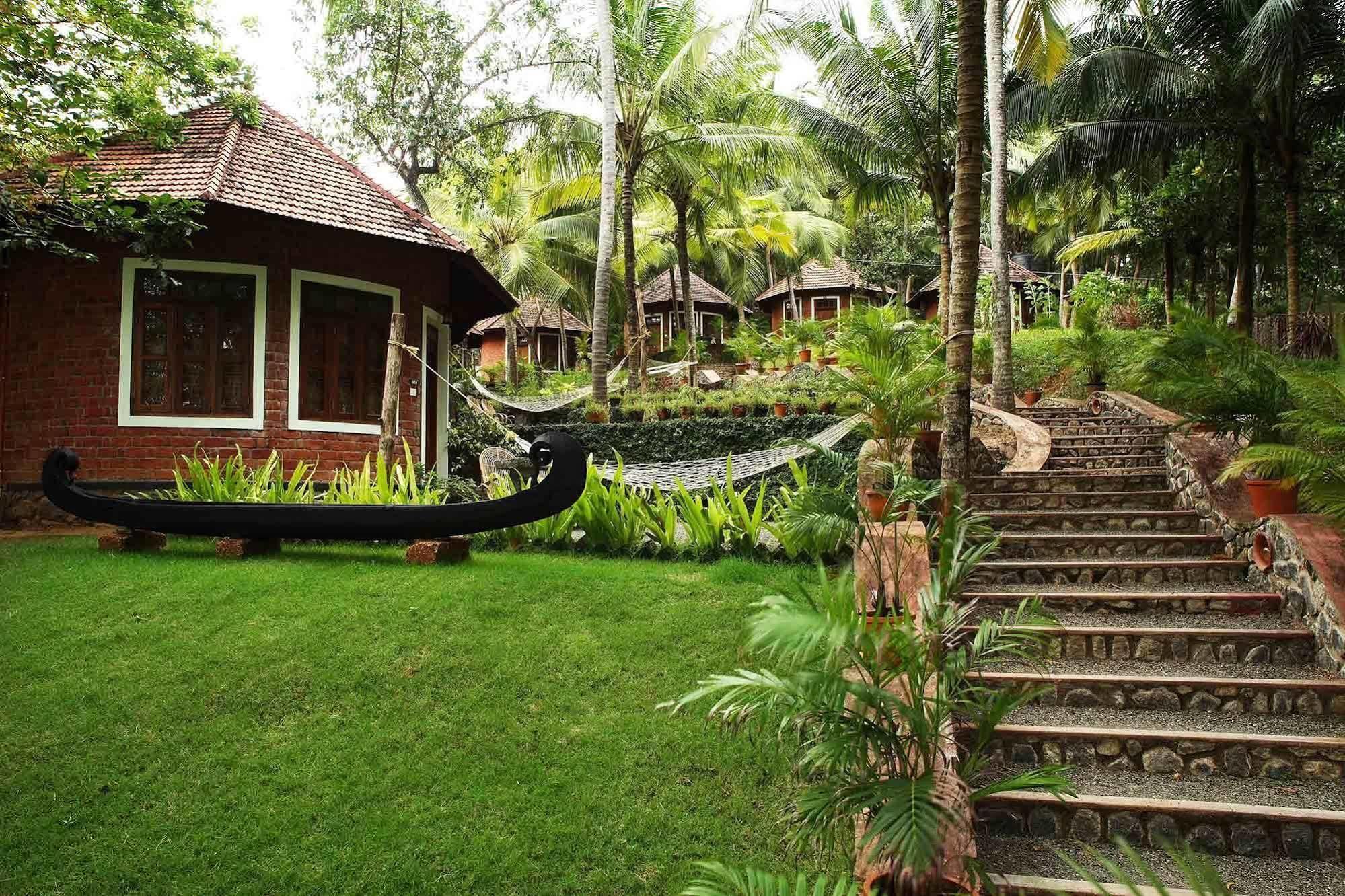 Soma Manaltheeram Ayurveda Beachvillage Kovalam Ngoại thất bức ảnh